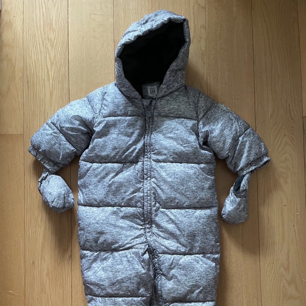Gap baby coat Size 12-18month